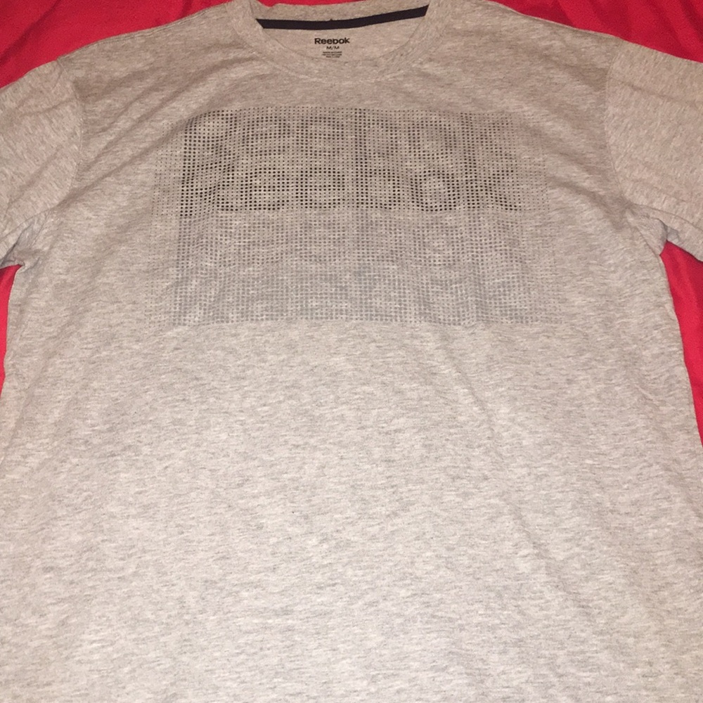 Reebok grey tee
